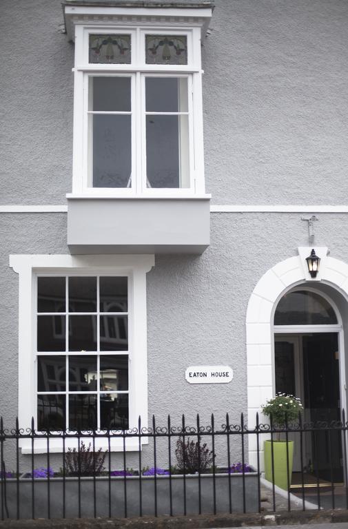 Eaton House Hotel Pembroke Exterior foto